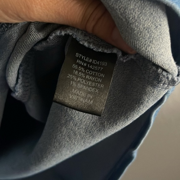 IRIS Women’s Denim Dress - Picture 6 of 6